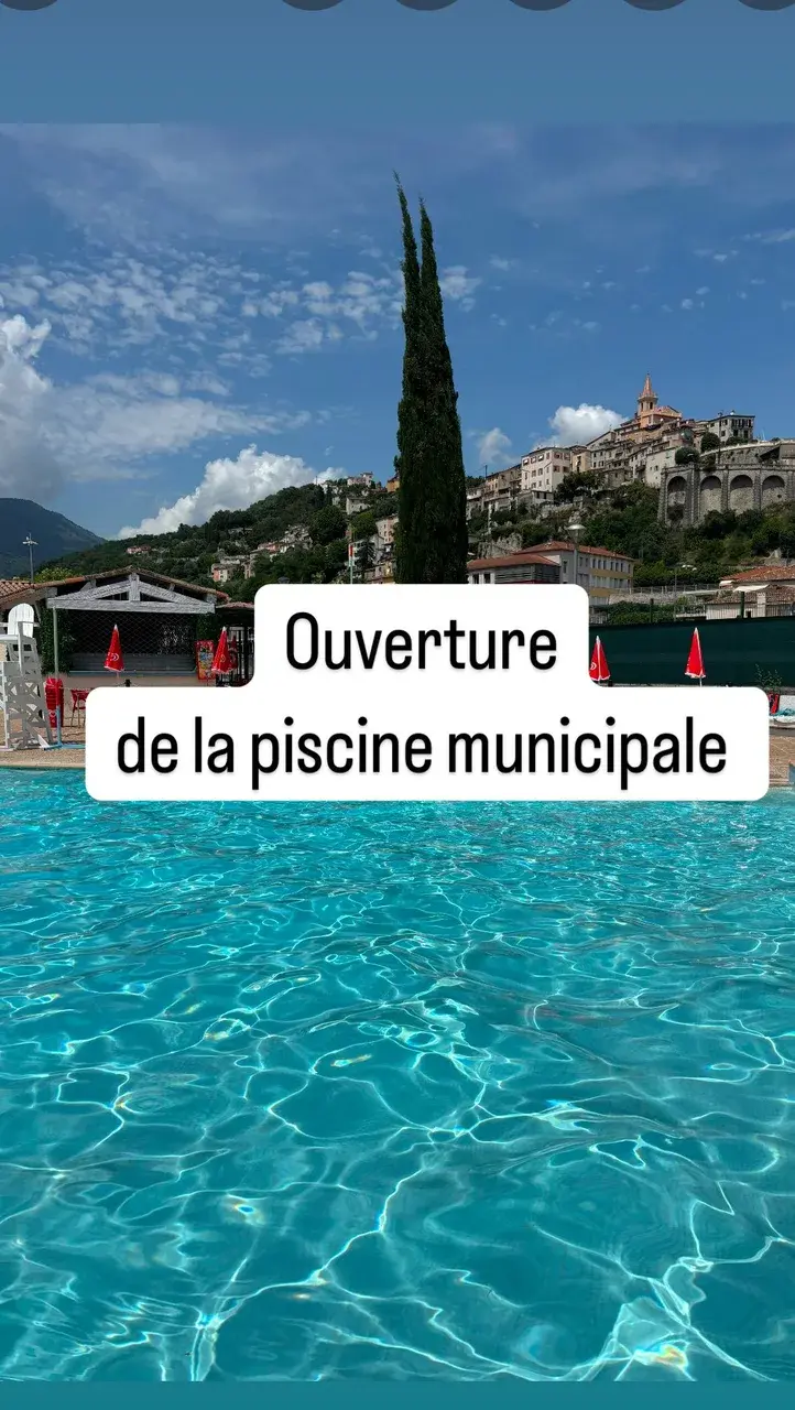 Piscine municipale de Contes dans une publication de la ville sur son ouverture