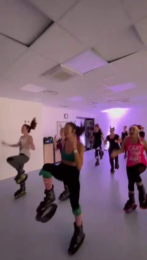 Cours de Christmas Kangoo Jump au Centre AnimaNice Saint-Isidore